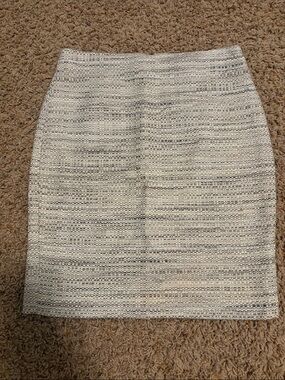 Ann Taylor Cream Textured Pencil Skirt